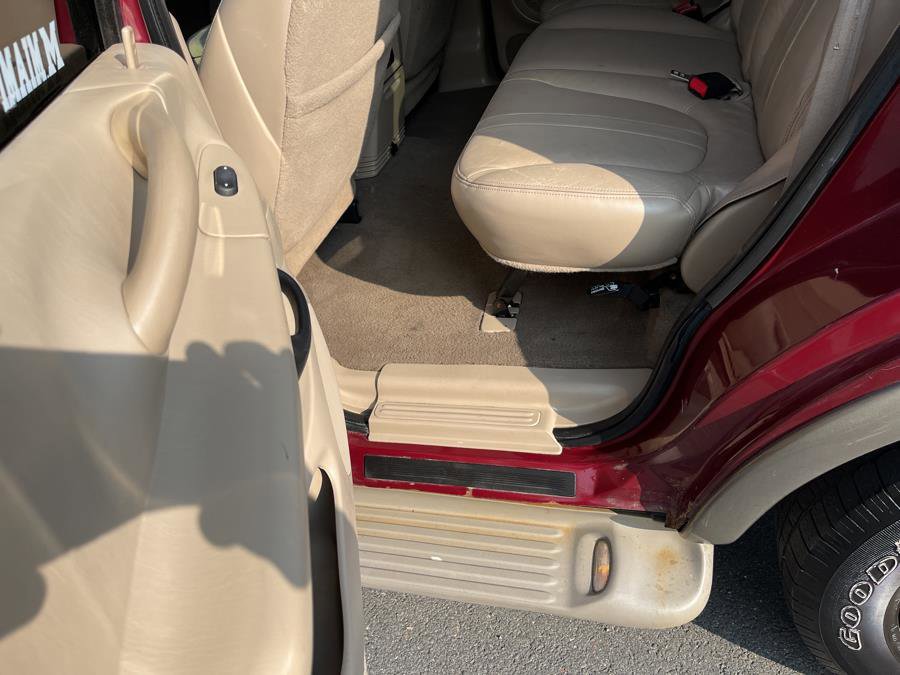 Used 2001 Ford Expedition Eddie Bauer image 34
