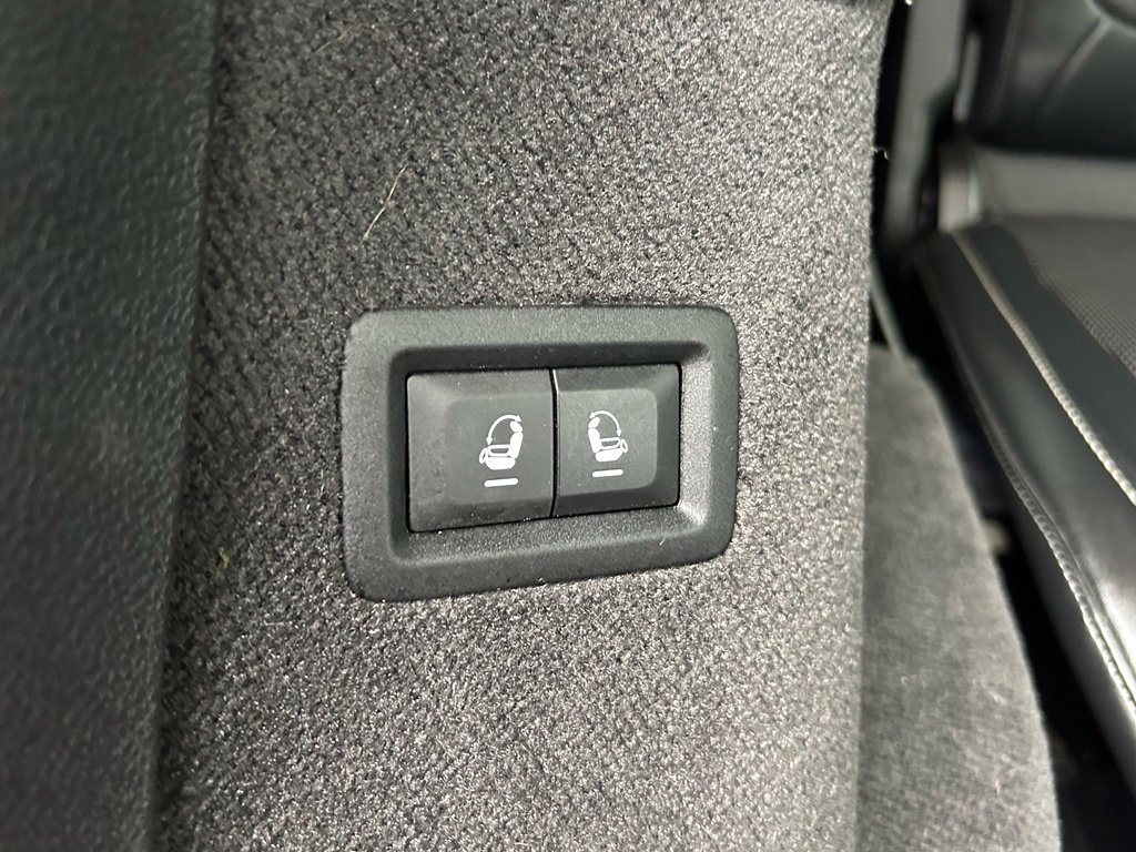 Used 2021 Jeep Grand Cherokee L Overland w/ Luxury Tech Group IV RWD image 43