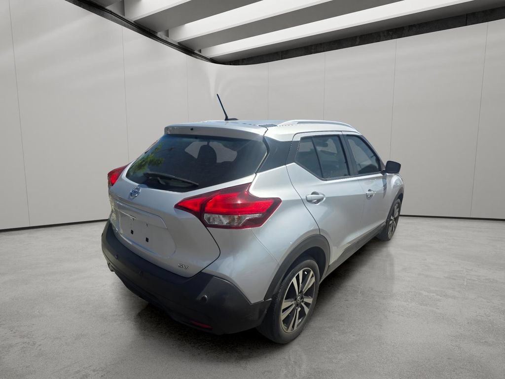 Used 2020 Nissan Kicks SV FWD image 9