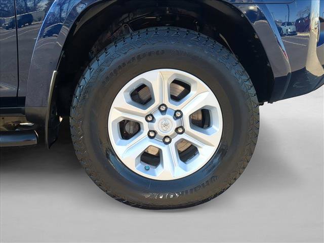 Used 2018 Toyota 4Runner SR5 Premium image 24