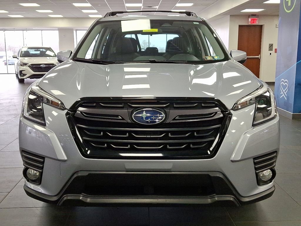 Certified 2023 Subaru Forester Limited image 5