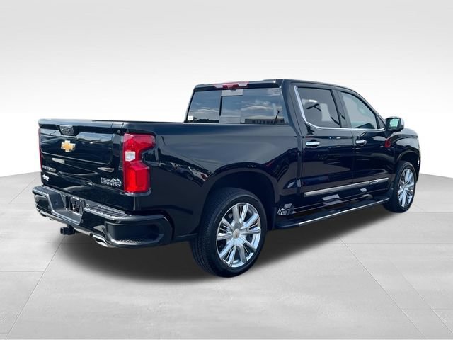 Used 2025 Chevrolet Silverado 1500 High Country w/ High Country Premium Package AWD/4WD image 8