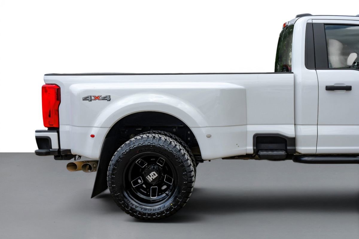 Used 2023 Ford F350 XL AWD/4WD image 7
