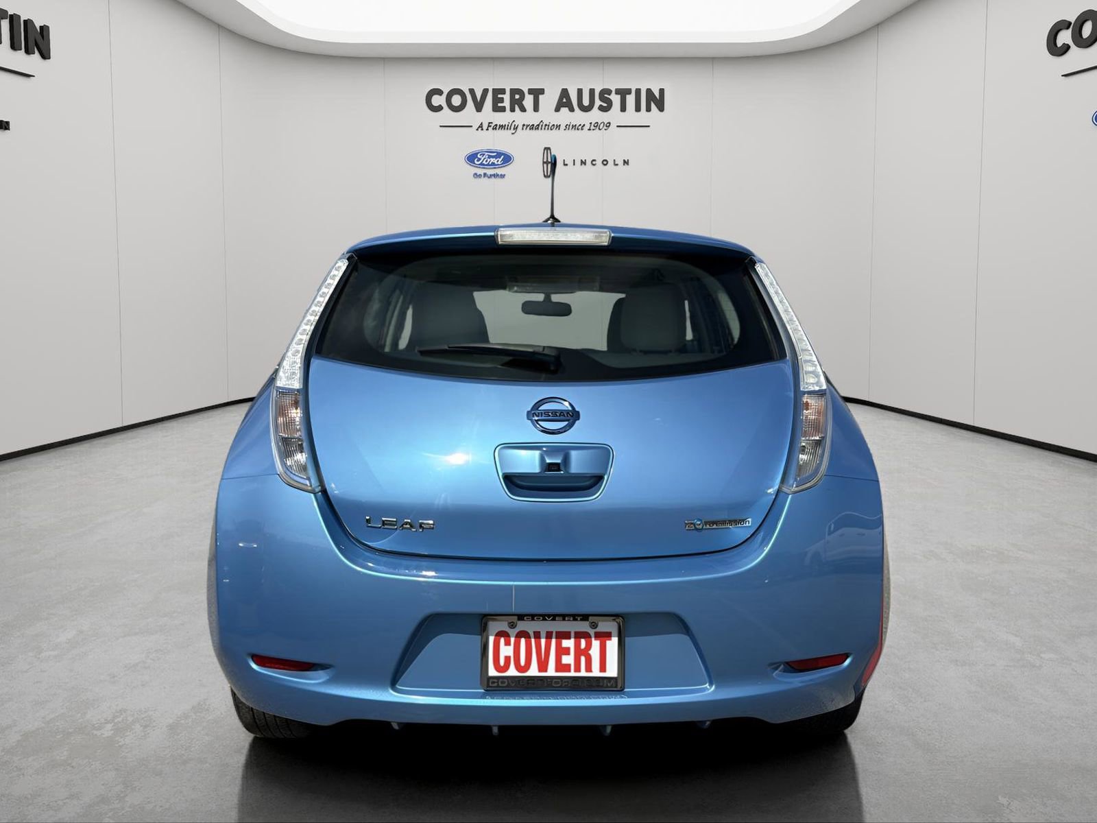 Used 2011 Nissan Leaf SL image 4