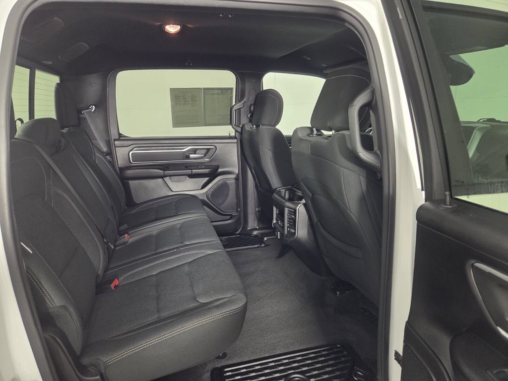 Used 2021 RAM 1500 Big Horn RWD image 30