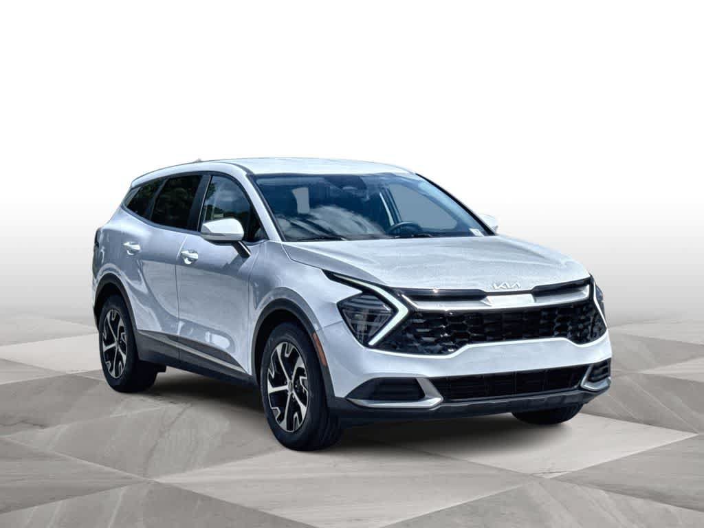 Certified 2025 Kia Sportage EX FWD image 2