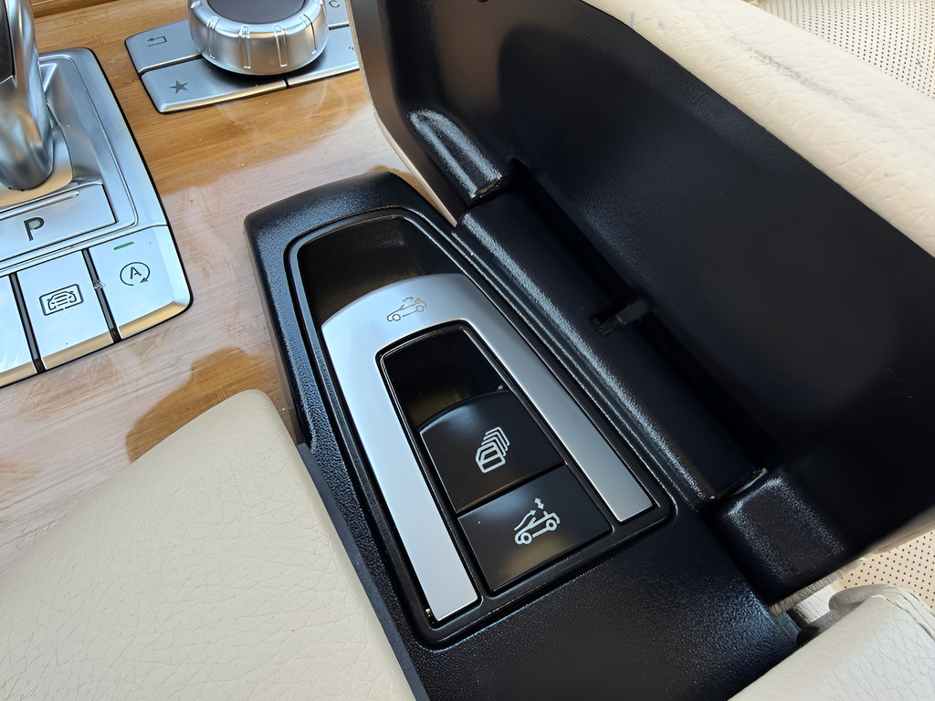 Used 2018 Mercedes-Benz SL 450 image 16