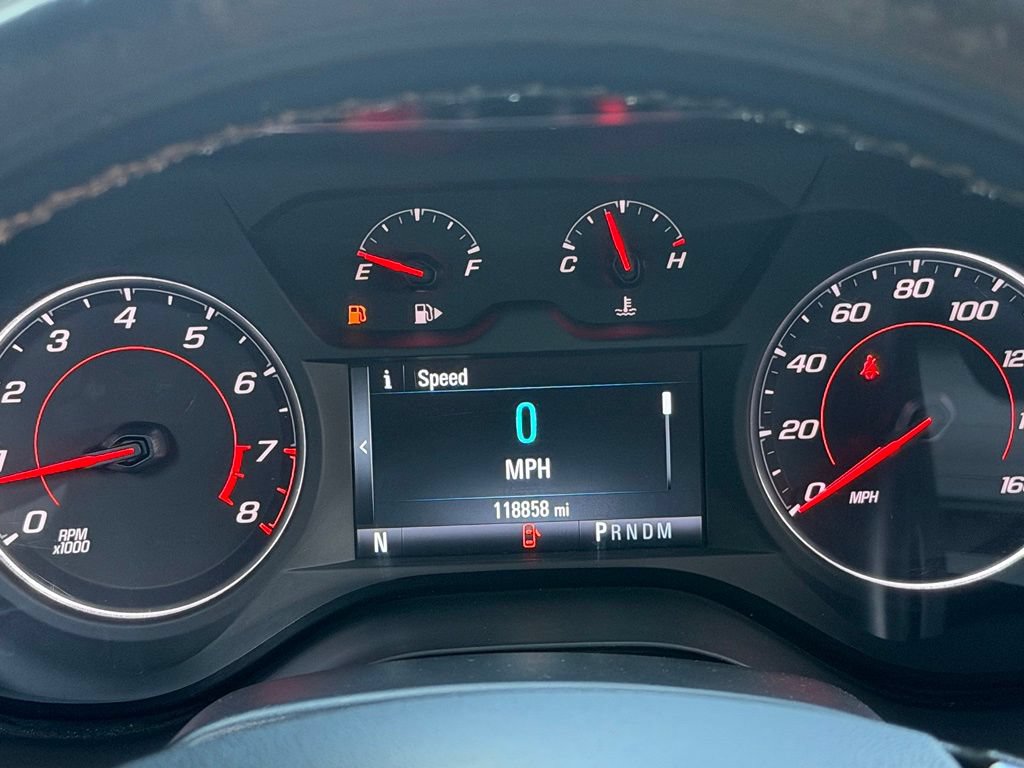Used 2018 Chevrolet Camaro LT RWD image 43