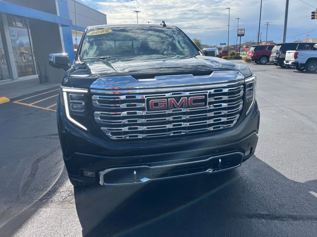 Used 2025 GMC Sierra 1500 Denali image 8