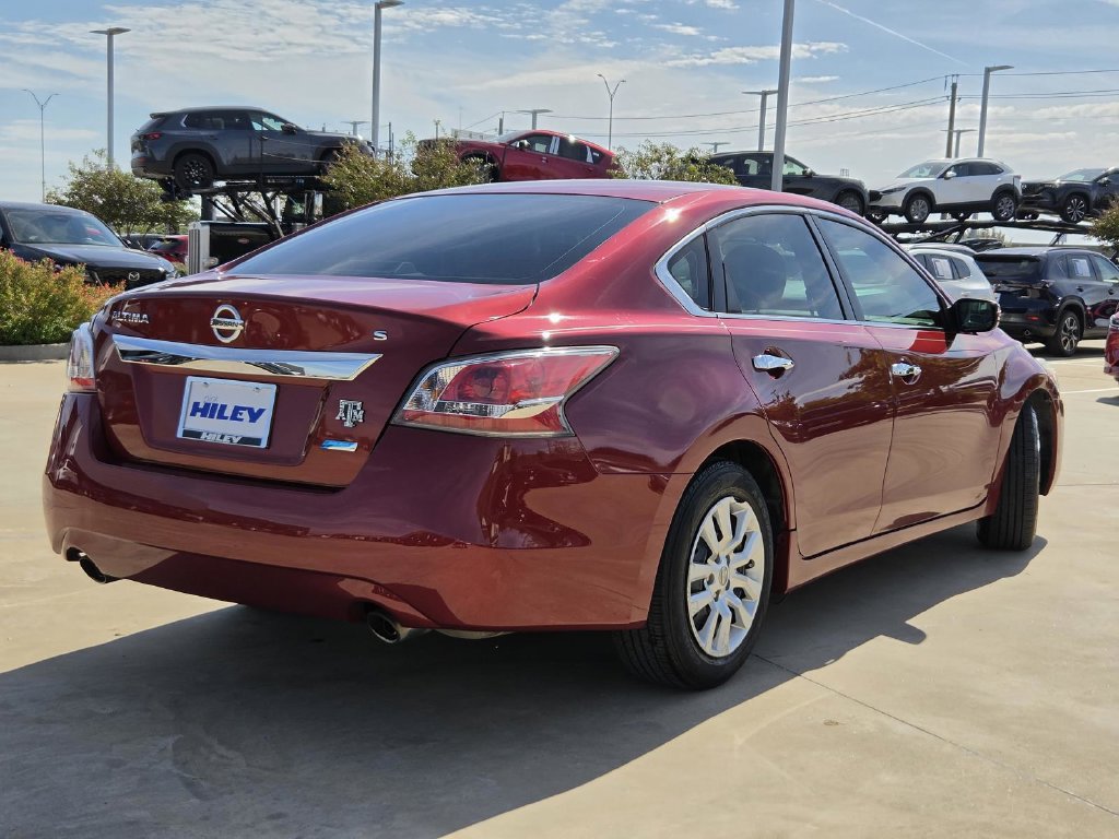 Used 2014 Nissan Altima 2.5 S FWD image 4