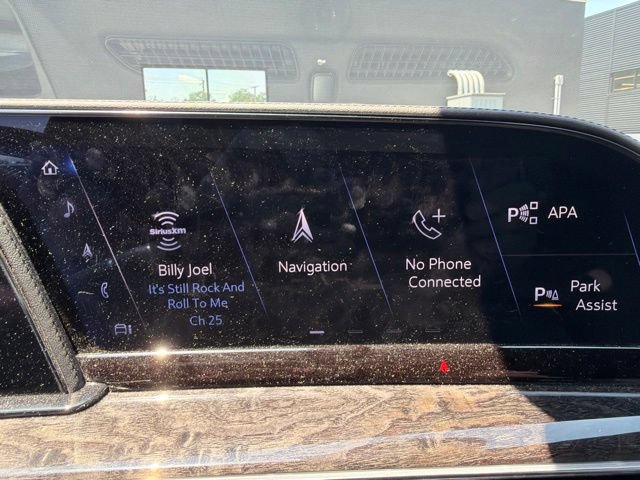 Used 2023 Cadillac Escalade Premium Luxury w/ Performance Package AWD/4WD image 11