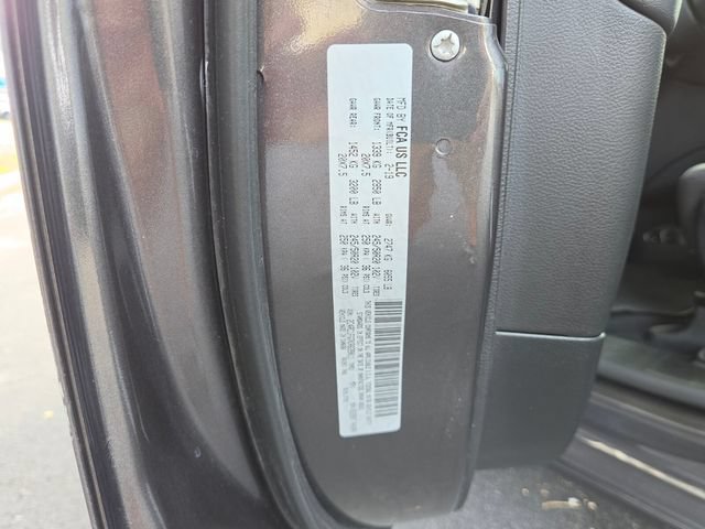 Used 2019 Chrysler Pacifica Touring Plus w/ S Appearance Package FWD image 15