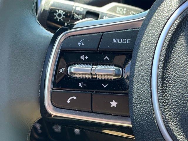 Certified 2024 Kia Sorento SX Prestige w/ Sage Leather Package AWD/4WD image 30