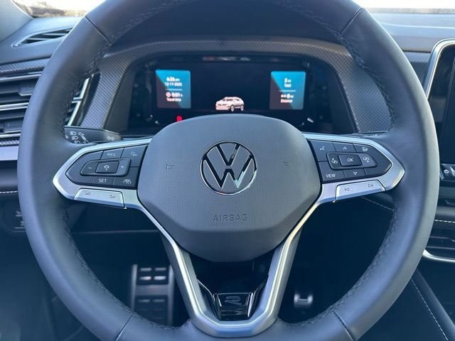 New 2026 Volkswagen Atlas Cross Sport SEL R-Line image 41