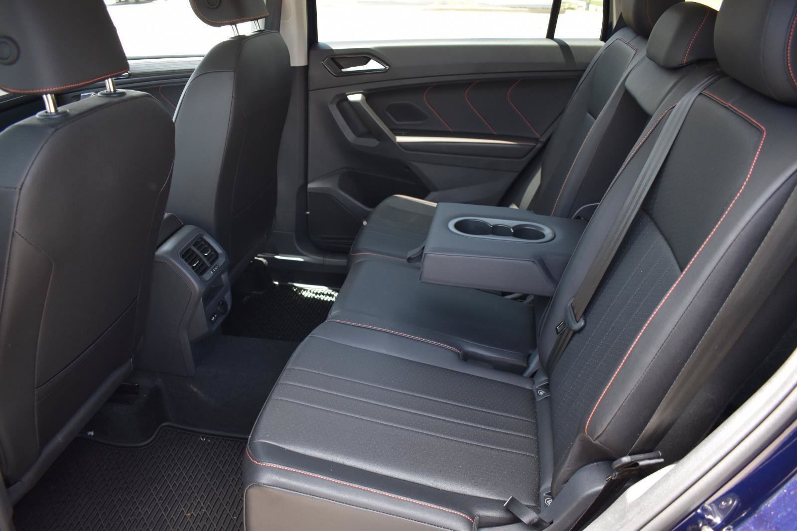 Used 2024 Volkswagen Tiguan Wolfsburg Edition AWD/4WD image 19
