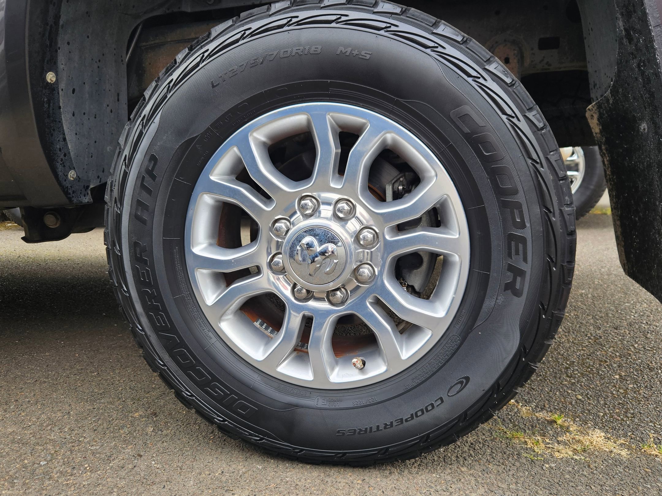 Used 2014 RAM 2500 Laramie w/ Convenience Group AWD/4WD image 32
