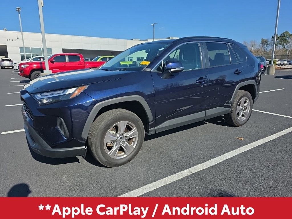 Used 2022 Toyota RAV4 XLE image 3