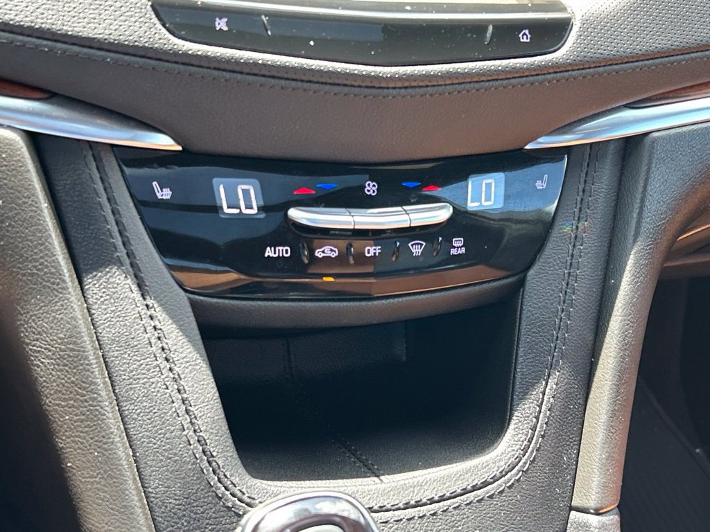 Used 2024 Cadillac XT5 Premium Luxury w/ Technology Package FWD image 37
