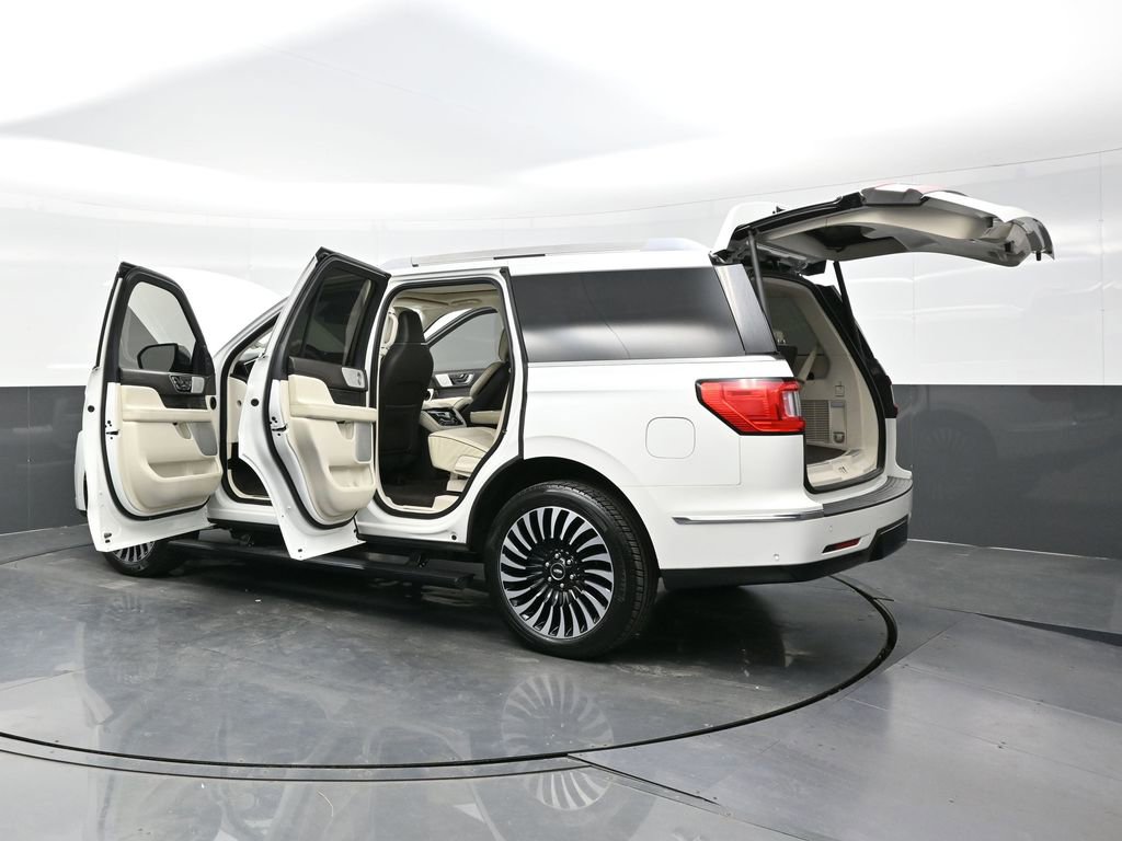 Used 2020 Lincoln Navigator Black Label image 34