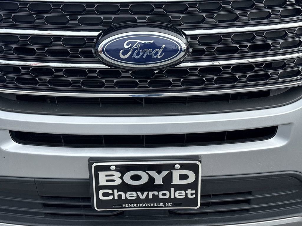 Used 2021 Ford Explorer XLT w/ Equipment Group 202A image 33