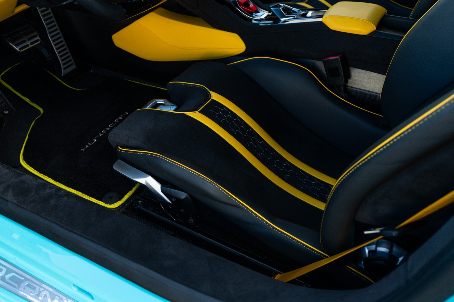 Used 2023 Lamborghini Huracan Tecnica RWD image 26