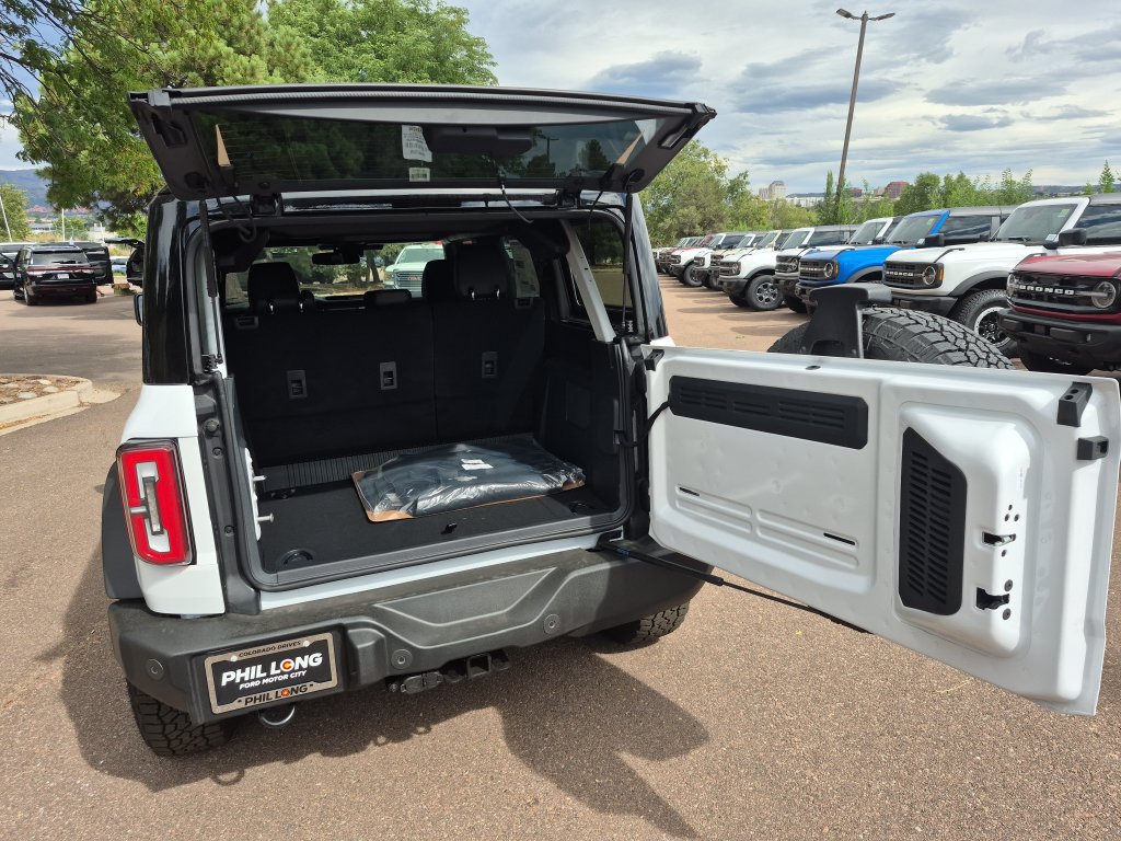 New 2026 Ford Bronco Outer Banks w/ Black Appearance Package AWD/4WD image 21