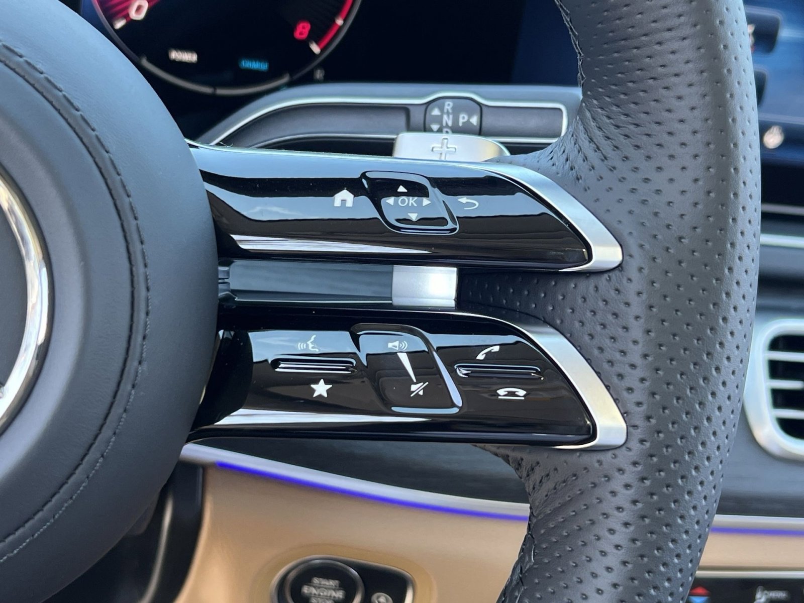 New 2026 Mercedes-Benz GLS 450 4MATIC image 31