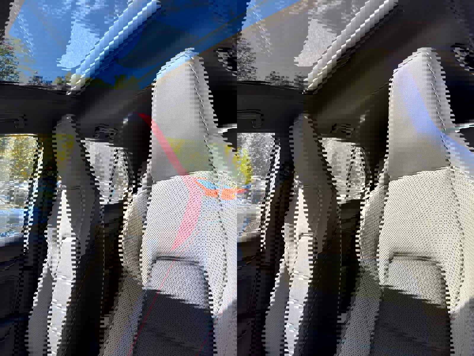 Used 2022 Volkswagen GTI SE image 16