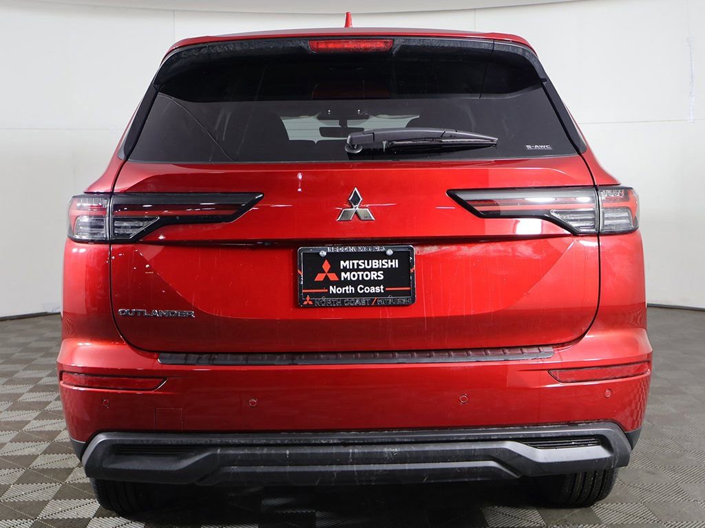 New 2026 Mitsubishi Outlander ES AWD/4WD image 12