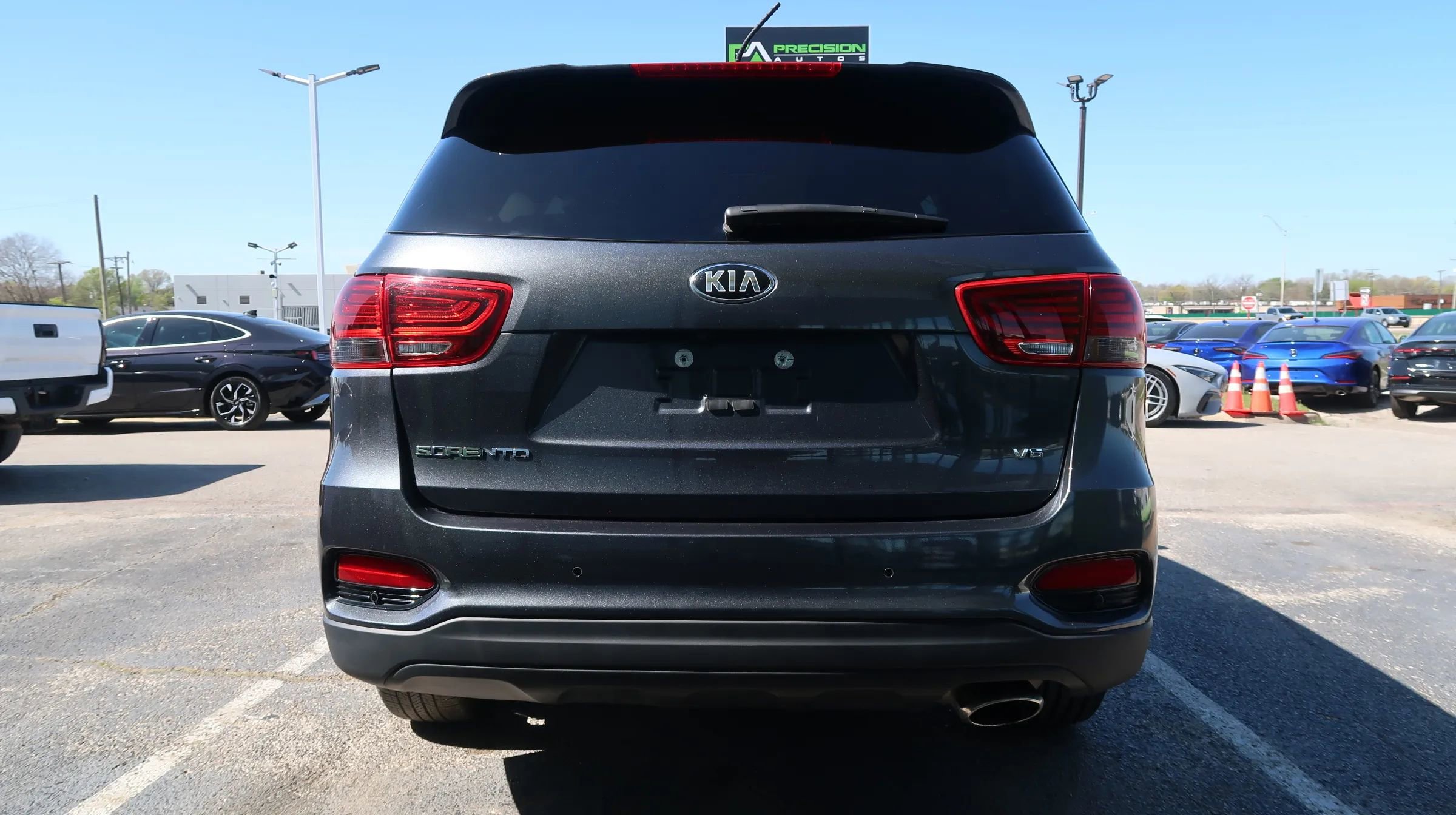 Used 2019 Kia Sorento S image 8