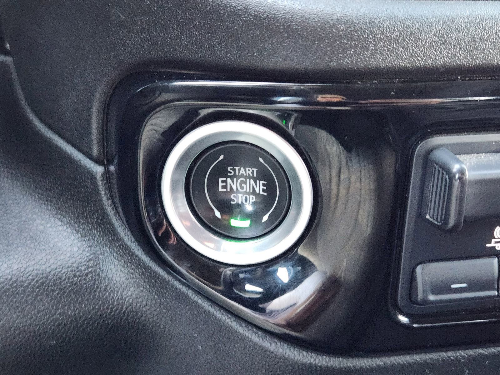 Used 2024 Chevrolet Silverado 2500 LT image 22