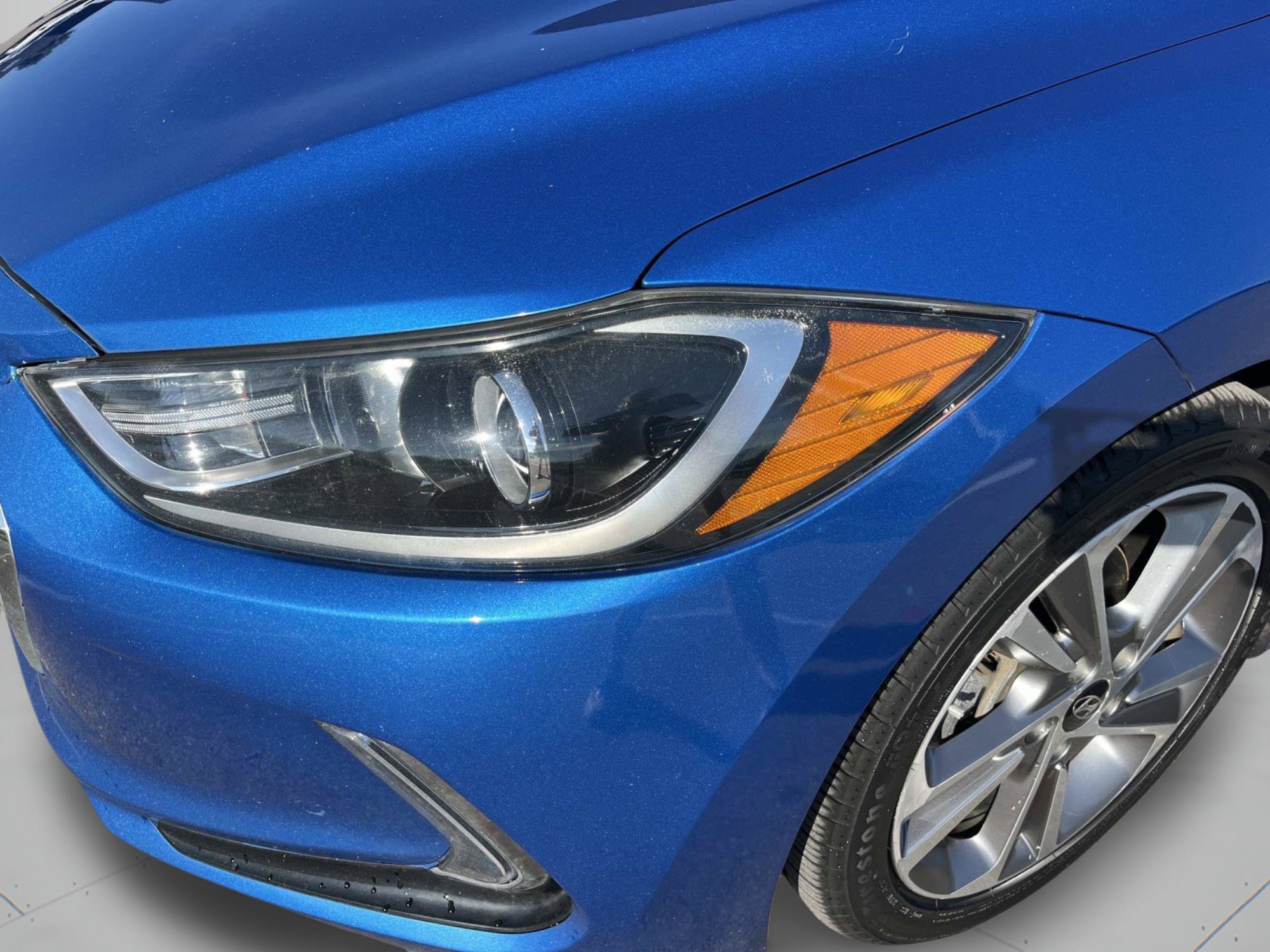 Used 2017 Hyundai Elantra Limited w/ Limited Tech Package 08 FWD image 35