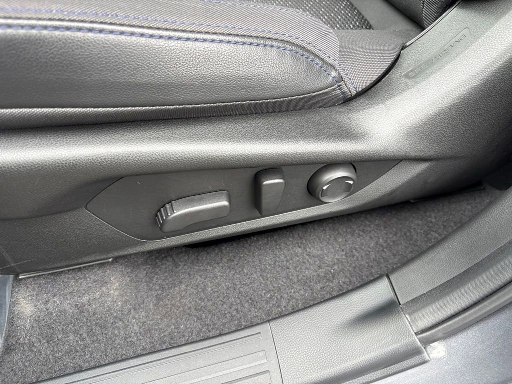 Certified 2025 Subaru Forester Premium AWD/4WD image 18