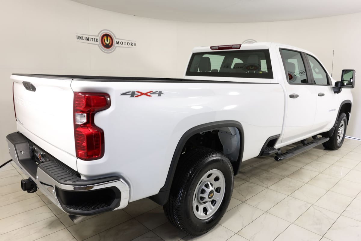 Used 2024 Chevrolet Silverado 3500 W/T w/ WT Safety Package AWD/4WD image 3