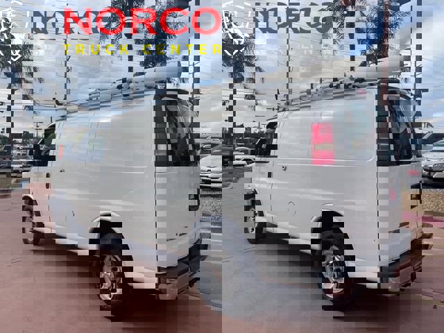 Used 2014 Chevrolet Express 2500 image 6