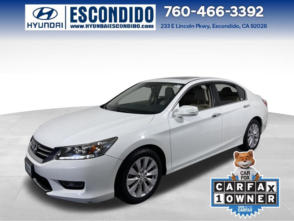 Used 2015 Honda Accord Touring image 1