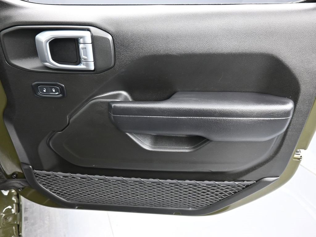 Certified 2024 Jeep Wrangler Sport S image 17