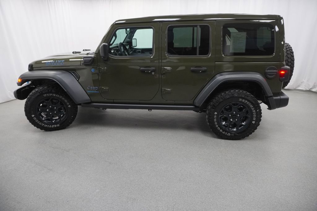 Certified 2023 Jeep Wrangler Unlimited w/ Sun & Screen Package image 15