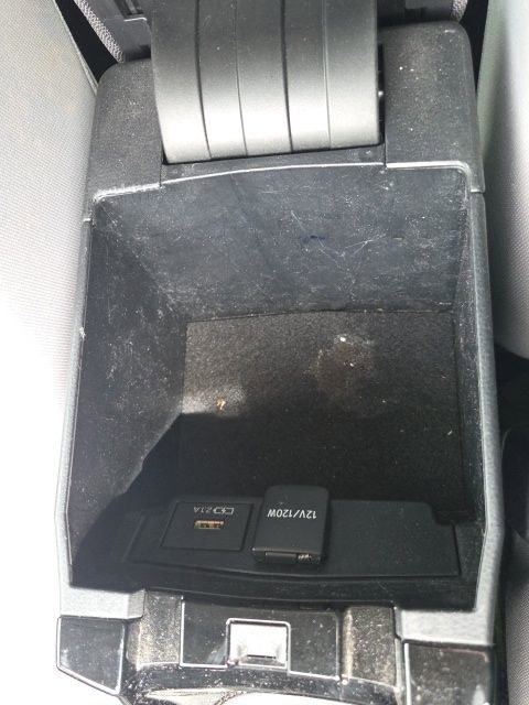 Used 2021 Toyota Corolla LE image 30