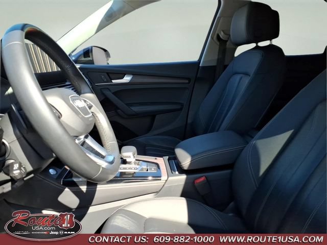 Used 2021 Audi Q5 e Premium Plus w/ Premium Plus Package AWD/4WD image 26