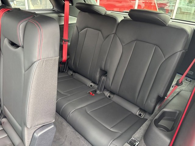 New 2026 Audi Q7 3.0T Prestige image 15
