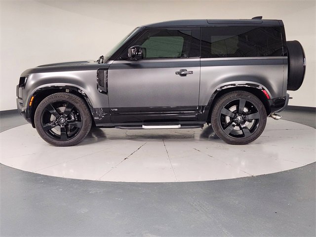 Used 2023 Land Rover Defender 90 Carpathian Edition image 4