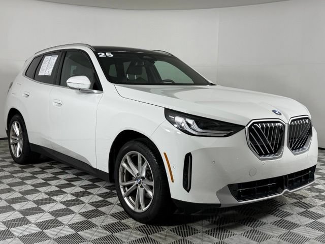 Used 2025 BMW X3 xDrive30i w/ Premium Package AWD/4WD image 10