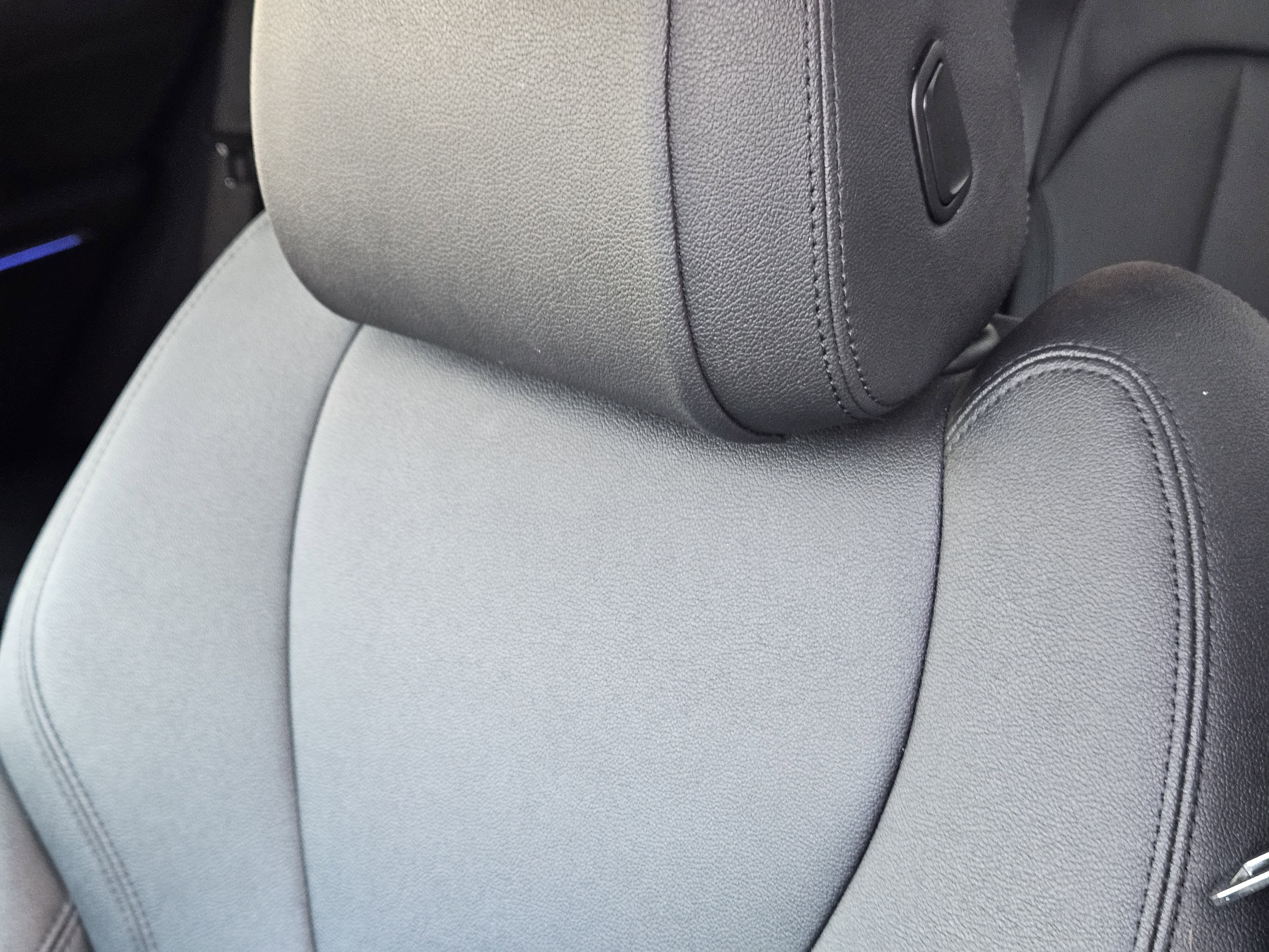 Used 2020 BMW X5 sDrive40i w/ Premium Package image 15