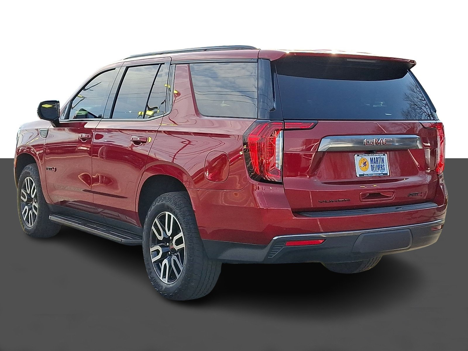 Used 2023 GMC Yukon AT4 image 4