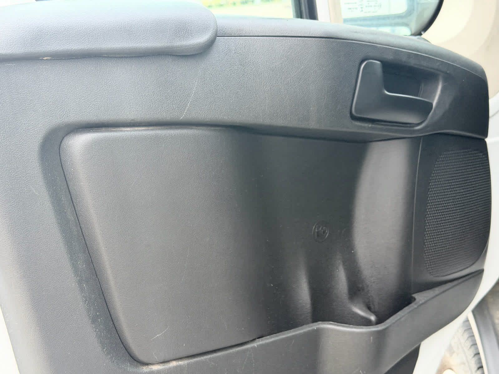 Used 2014 RAM ProMaster 2500 w/ Premium Appearance Group FWD image 21
