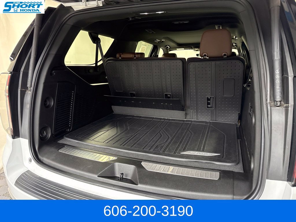 Used 2022 Chevrolet Suburban High Country AWD/4WD image 10