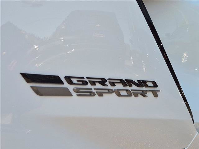 New 2027 Chevrolet Corvette Grand Sport RWD image 19