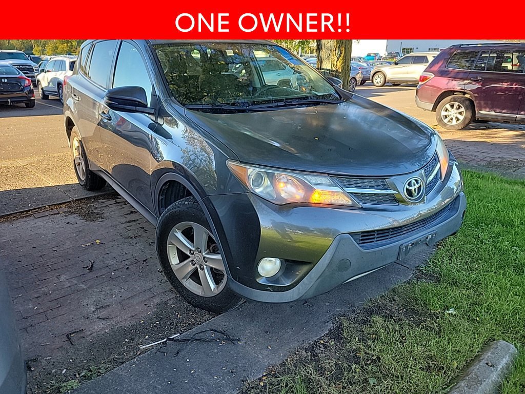 Used 2014 Toyota RAV4 XLE AWD/4WD image 3