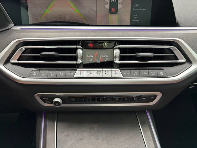 Used 2022 BMW X7 xDrive40i w/ Executive Package AWD/4WD image 31